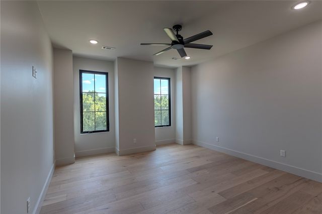 5238 W Weir Road, Fayetteville, AR 72704