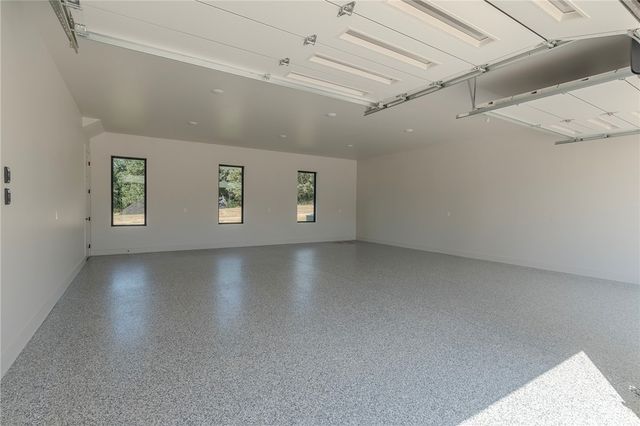 5238 W Weir Road, Fayetteville, AR 72704