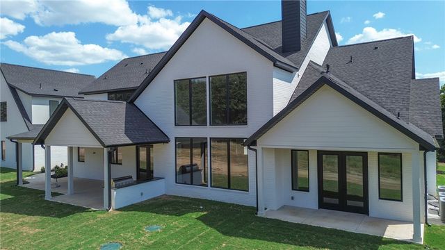 5238 W Weir Road, Fayetteville, AR 72704