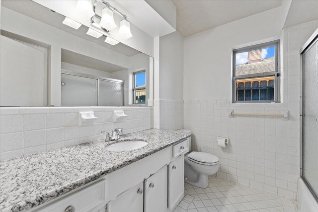 983 W Donovan Street, Houston, TX 77091