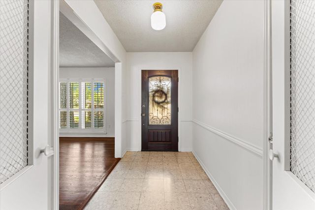 983 W Donovan Street, Houston, TX 77091