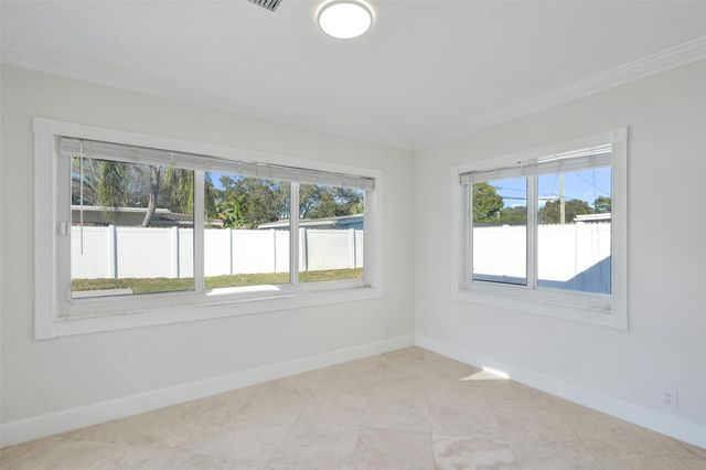 2011 NE 34th Street, Lighthouse Point, FL 33064