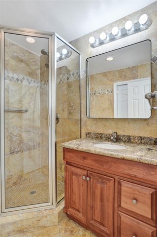 2011 NE 34th Street, Lighthouse Point, FL 33064