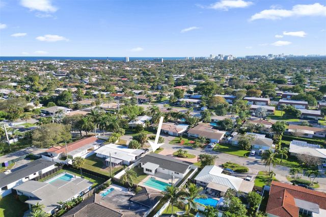 2011 NE 34th Street, Lighthouse Point, FL 33064