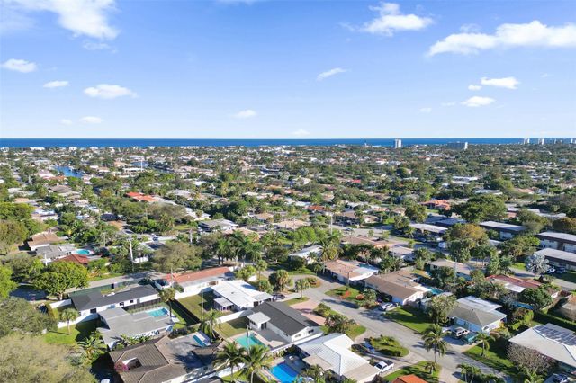 2011 NE 34th Street, Lighthouse Point, FL 33064
