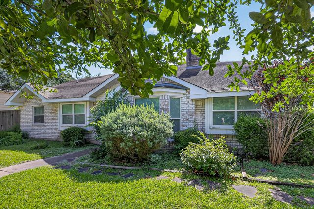 8014 Argentina Street, Jersey Village, TX 77040