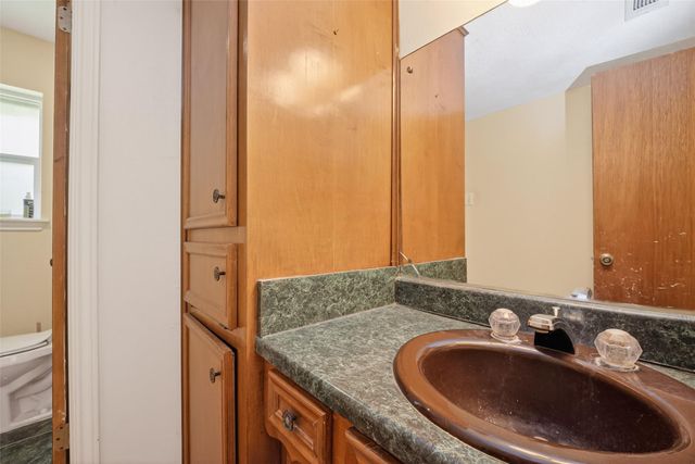 8014 Argentina Street, Jersey Village, TX 77040