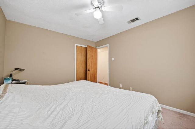 8014 Argentina Street, Jersey Village, TX 77040