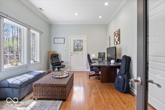 9399 Irishmans Run Lane, Zionsville, IN 46077