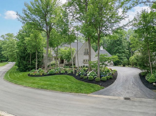 9399 Irishmans Run Lane, Zionsville, IN 46077