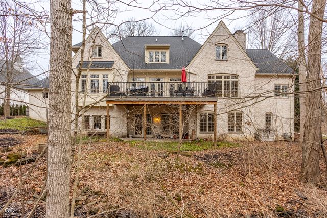 9399 Irishmans Run Lane, Zionsville, IN 46077