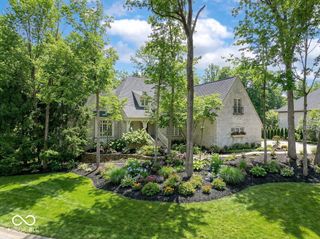 9399 Irishmans Run Lane, Zionsville, IN 46077