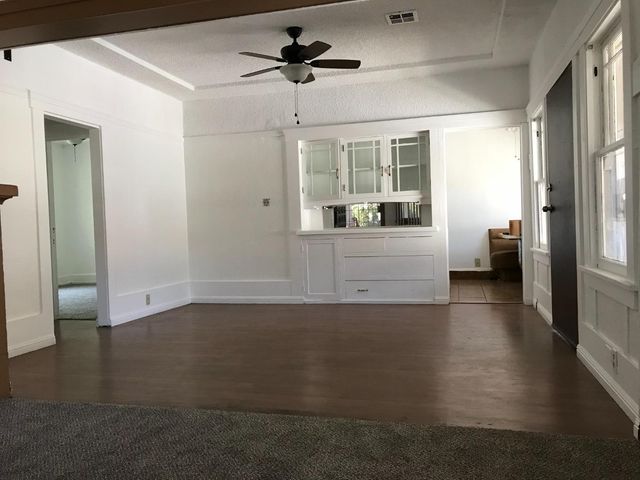 208 Yosemite Avenue, Modesto, CA 95351