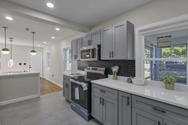 2227 Zollinger Road, Columbus, OH 43221