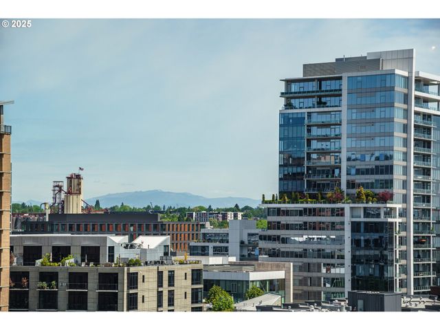 1410 Nw KEARNEY St 1019, Portland, OR 97209
