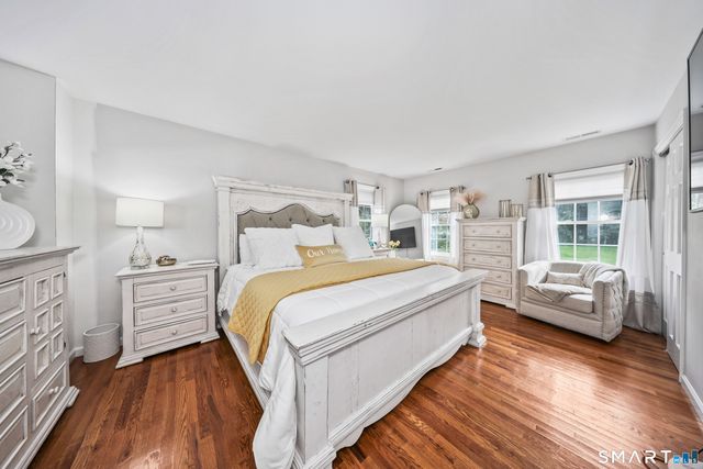2 Pilgrims Way, New Milford, CT 06755