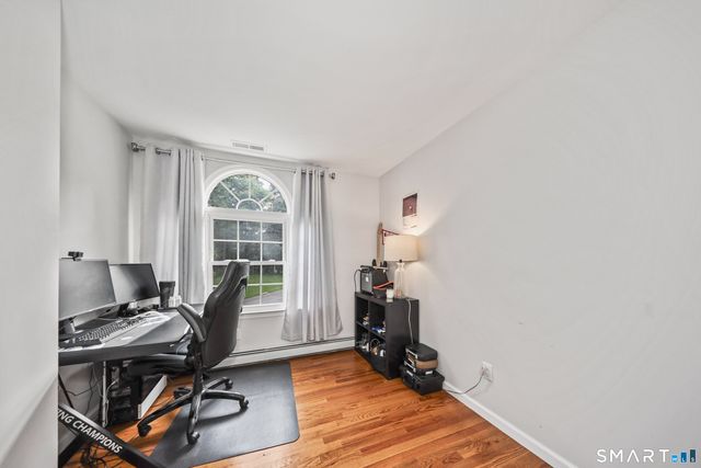 2 Pilgrims Way, New Milford, CT 06755