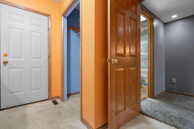 22181 Marie Avenue, Rogers, MN 55374