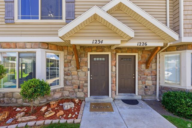 1234 E BLACKHORSE DR, Spanish Fork, UT 84660