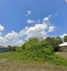 8022 SHERWOOD CIRCLE, Labelle, FL 33935
