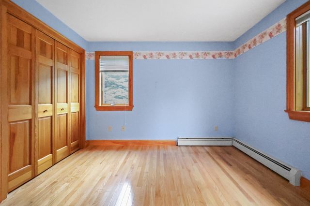 3 Amidon Ave, Amesbury, MA 01913
