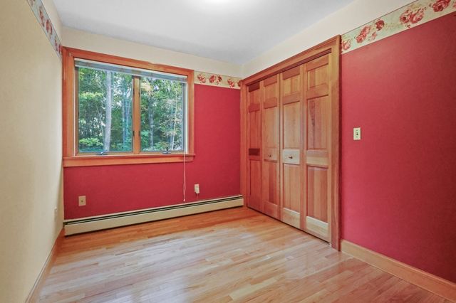 3 Amidon Ave, Amesbury, MA 01913