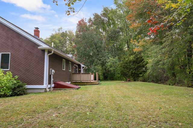 3 Amidon Ave, Amesbury, MA 01913
