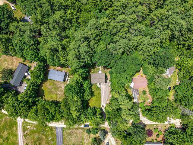16 Lincoln Lane, Barnstead, NH 03225
