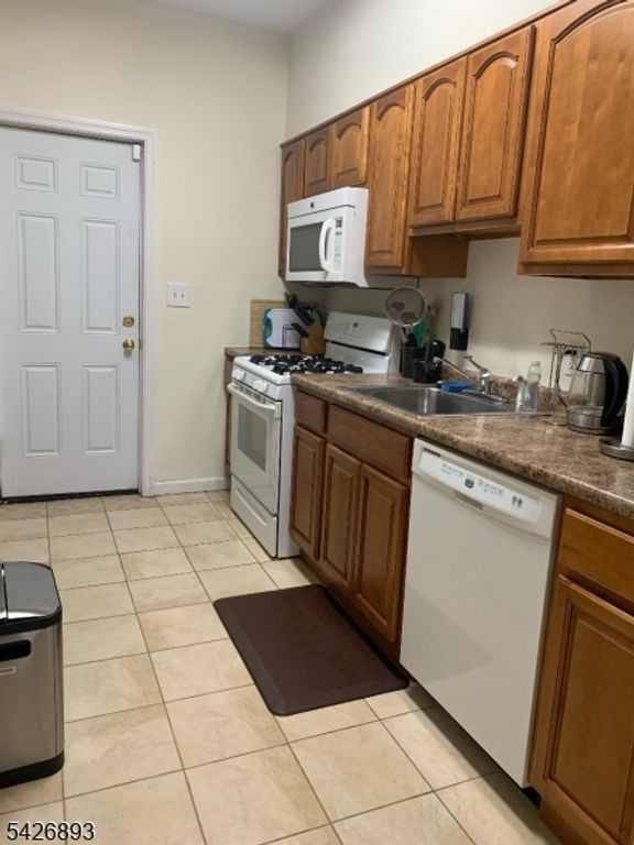 129 S 10Th St, Newark City, NJ 07107