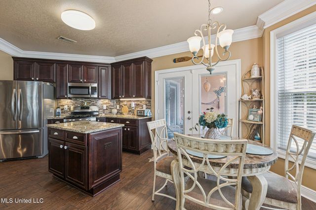 2252 Beach Drive, 1206, Gulfport, MS 39507