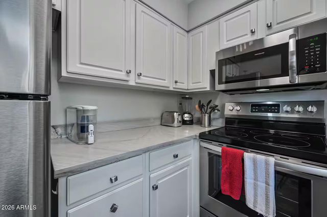 4600 N 68TH Street 330, Scottsdale, AZ 85251