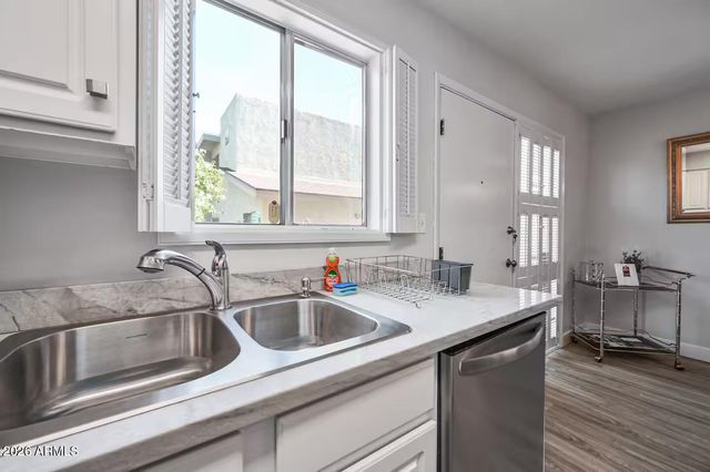 4600 N 68TH Street 330, Scottsdale, AZ 85251