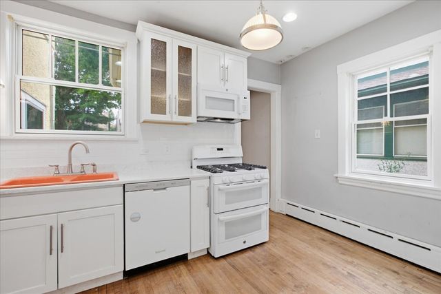 1527 W JUNEWAY Terrace, Chicago, IL 60626
