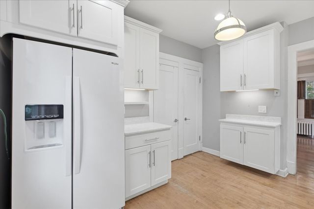 1527 W JUNEWAY Terrace, Chicago, IL 60626