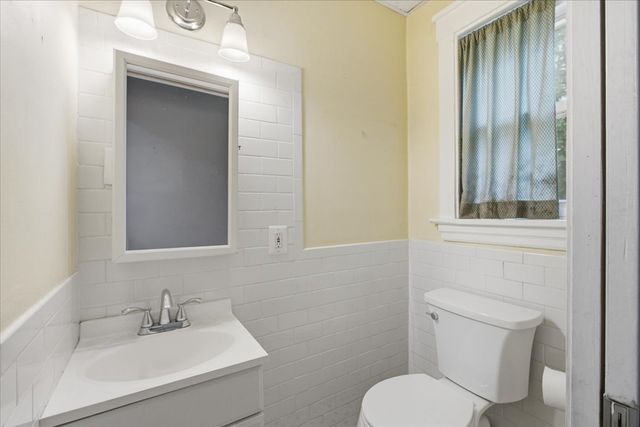 1527 W JUNEWAY Terrace, Chicago, IL 60626