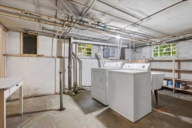 1527 W JUNEWAY Terrace, Chicago, IL 60626