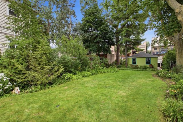 1527 W JUNEWAY Terrace, Chicago, IL 60626