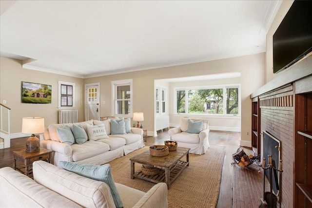 1527 W JUNEWAY Terrace, Chicago, IL 60626