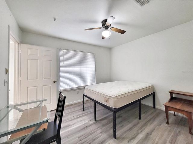 3800 SW 20TH AVENUE 101, Gainesville, FL 32607