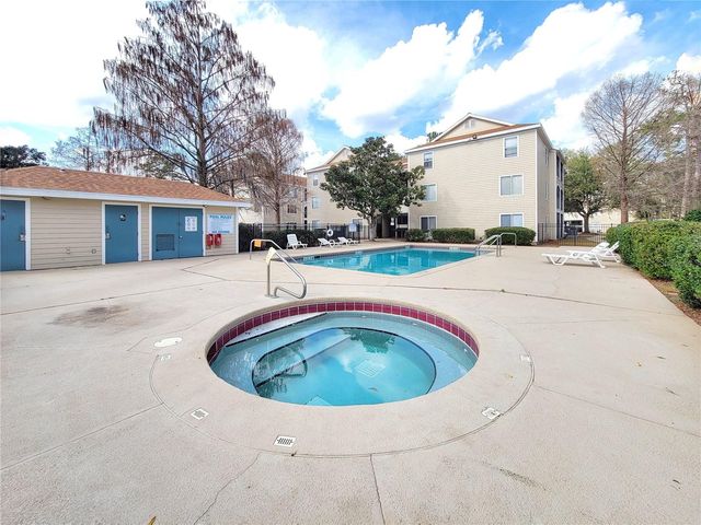 3800 SW 20TH AVENUE 101, Gainesville, FL 32607