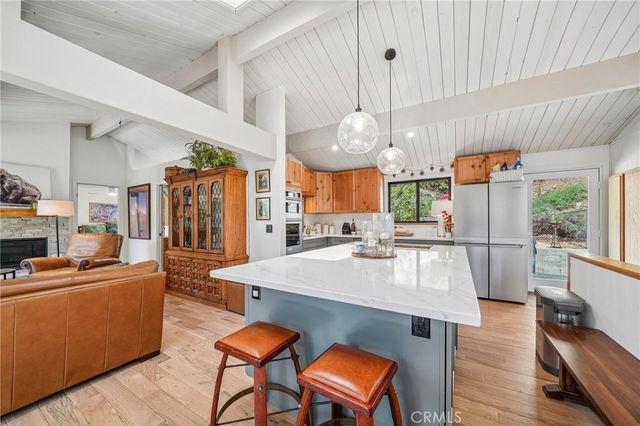 771 Silver Tip Drive, Big Bear Lake, CA 92315