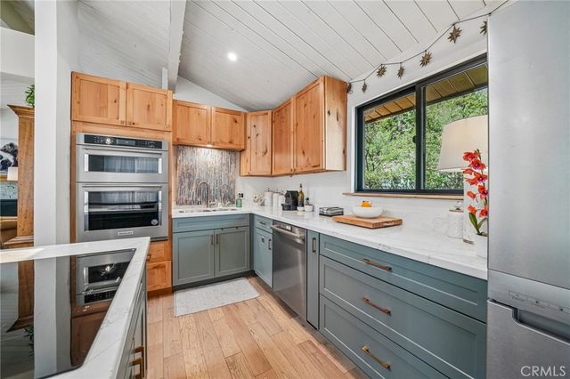 771 Silver Tip Drive, Big Bear Lake, CA 92315