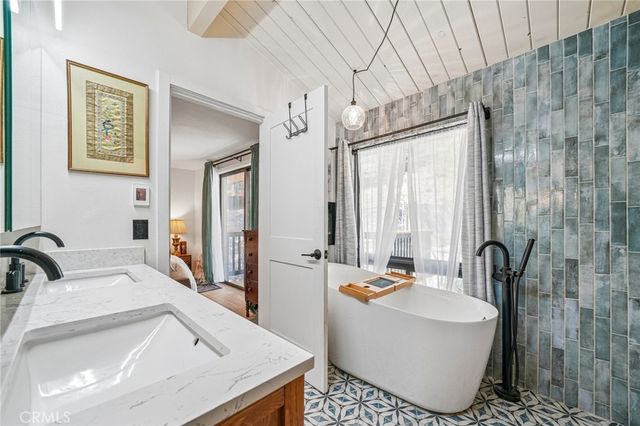 771 Silver Tip Drive, Big Bear Lake, CA 92315