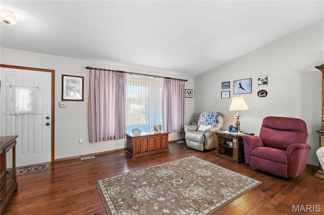 7049 Carriage Hills Meadows, Cedar Hill, MO 63016