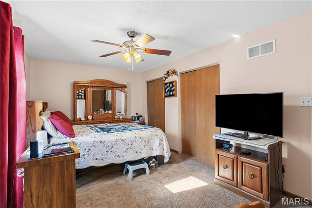 7049 Carriage Hills Meadows, Cedar Hill, MO 63016