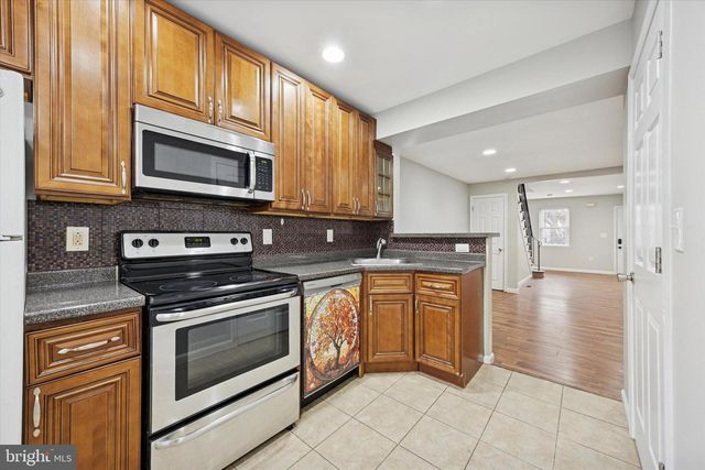 3847 MELON ST, Philadelphia, PA 19104