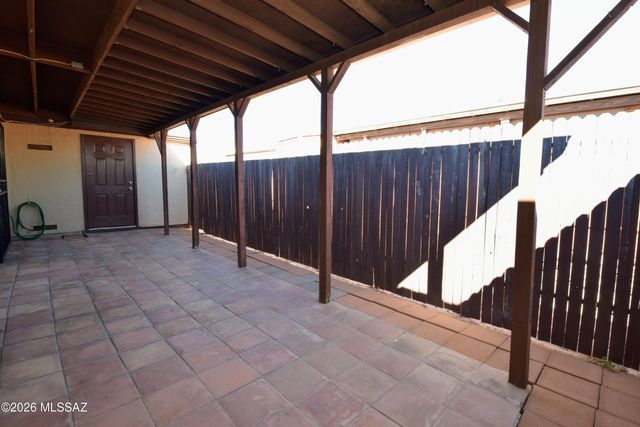 893 S Pantano Parkway, Tucson, AZ 85710