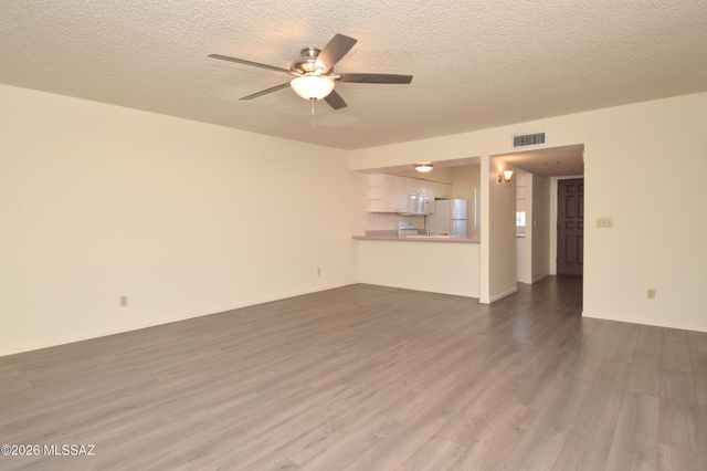 893 S Pantano Parkway, Tucson, AZ 85710