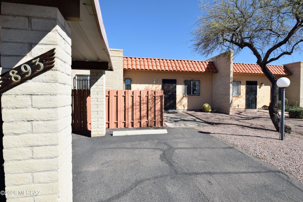 893 S Pantano Parkway, Tucson, AZ 85710