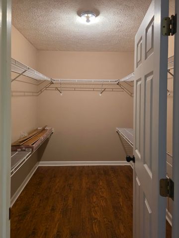 93 Penny Lane, Albany, KY 42602